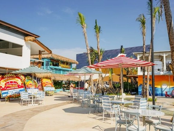 Area Kuliner PIK 2
